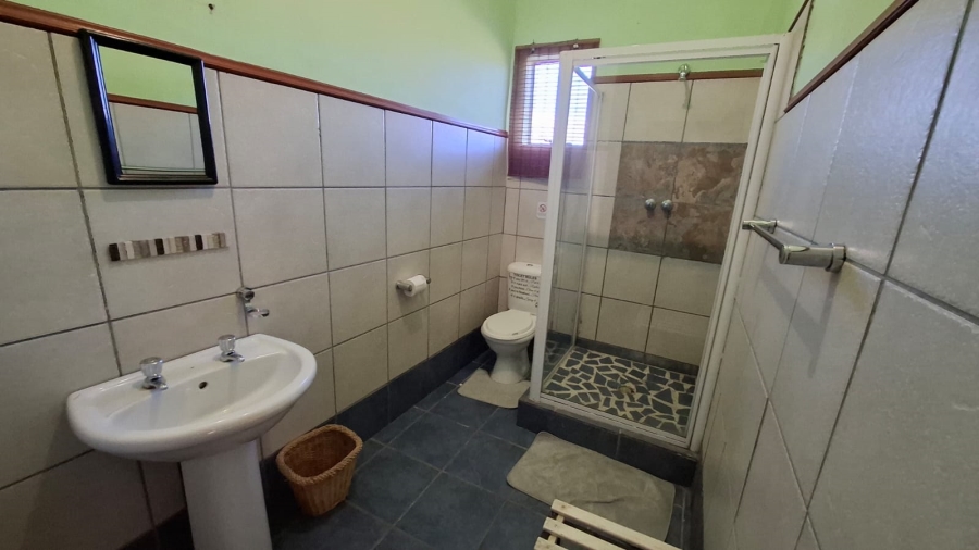 8 Bedroom Property for Sale in Memel Free State